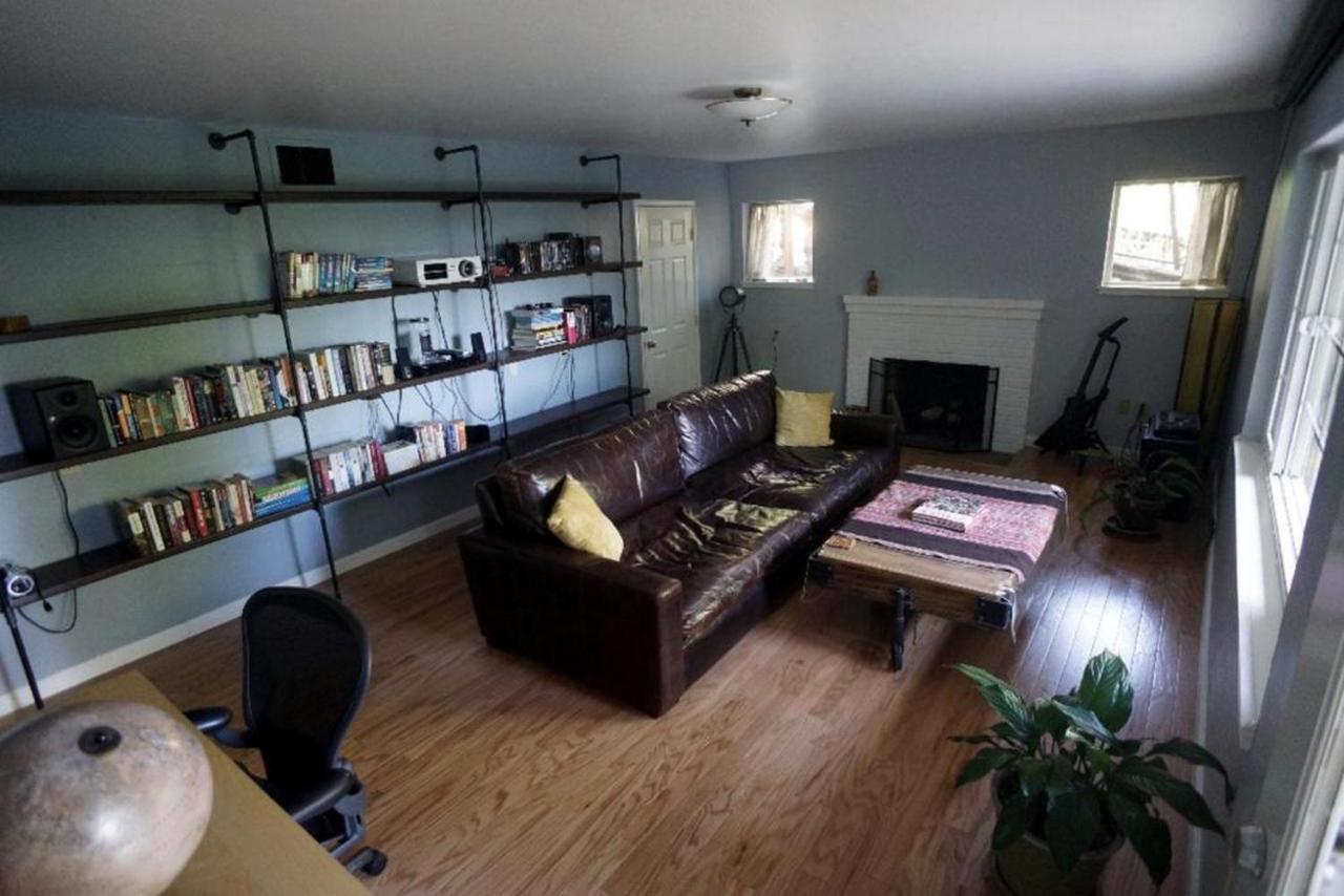 Large 1 Bedroom Apartment, Home Theater, Fireplace Berkeley Luaran gambar